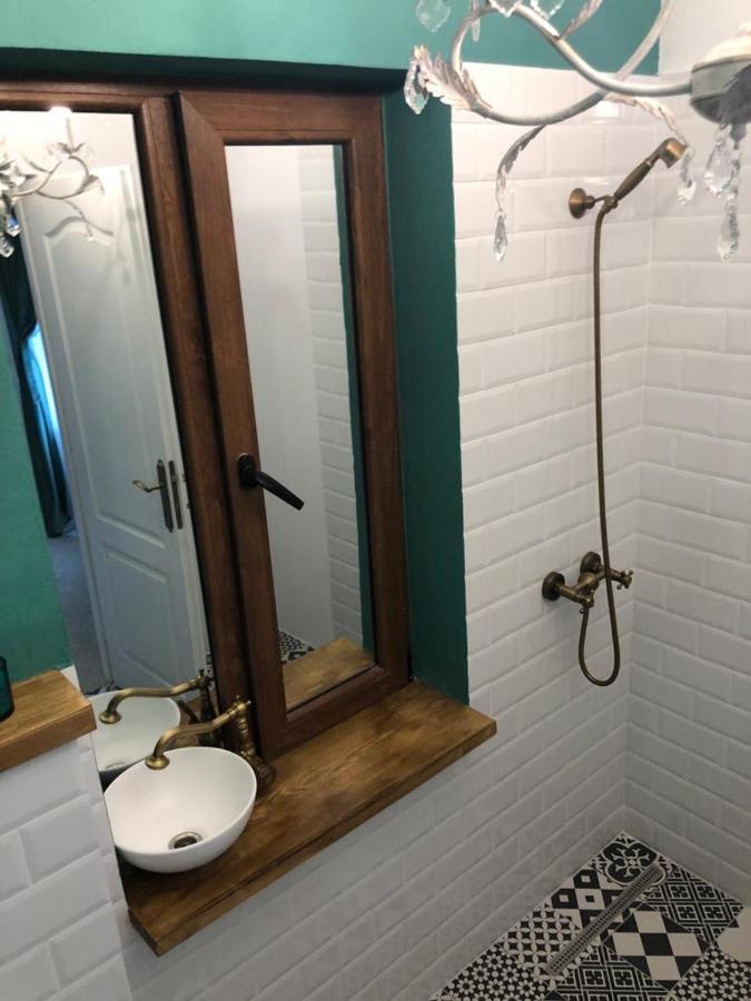 Texas House Guest House โนวาชิ-สเตรยนี ภายนอก รูปภาพ